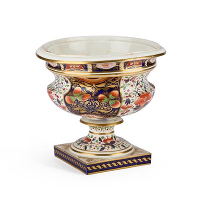 Lot 73 - A 19TH CENTURY BLOOR DERBY IMARI CENTREPIECE