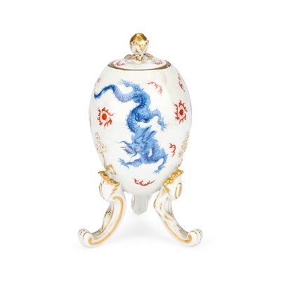 Lot 100 - A MEISSEN 'DRAGON' VASE AND COVER