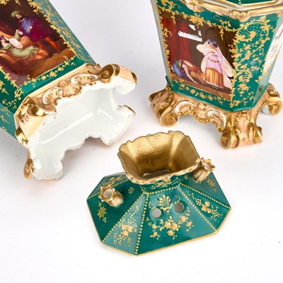 Lot 66 - A PAIR OF PARIS PORCELAIN POTPOURRI VASES AND COVERS