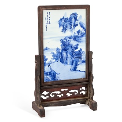 Lot 137 - A CHINESE BLUE AND WHITE PORCELAIN PLAQUE