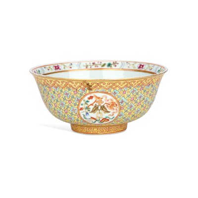 Lot 129 - A CHINESE FAMILLE ROSE YELLOW-GROUND PORCELAIN BOWL