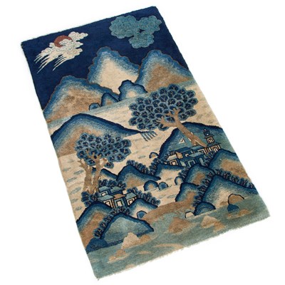 Lot 942 - A CHINESE BAOTOU RUG