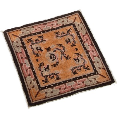 Lot 939 - A TIBETAN CHINESE RUG