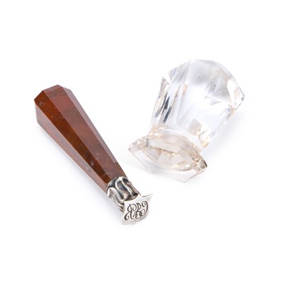 Lot 777 - A LATE 19TH CENTURY CARVED ROCK CRYSTAL SEAL