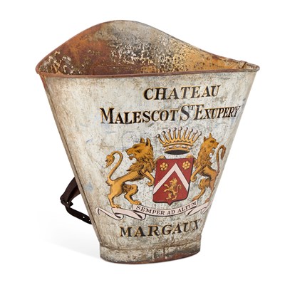 Lot 182 - A FRENCH GRAPE HOD