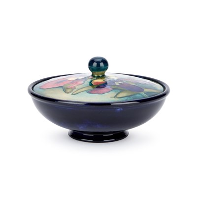 Lot 133 - A MOORCROFT POTTERY POWDER JAR