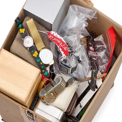 Lot 306 - A LARGE COLLECTION OF WATCHES