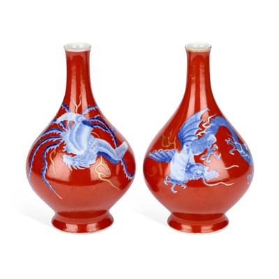 Lot 571 - A PAIR OF JAPANESE FUKAGAWA PORCELAIN VASES