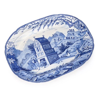 Lot 67 - A BLUE TRANSFER-PRINTED EARTHENWARE MEAT DISH
