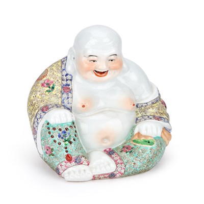 Lot 185 - A CHINESE FAMILLE ROSE PORCELAIN FIGURE OF BUDAI (THE LAUGHING BUDDHA)