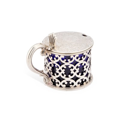 Lot 471 - AN EARLY VICTORIAN SILVER DRUM MUSTARD