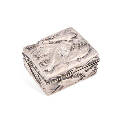 Lot 230 - AN EARLY 20TH CENTURY JAPANESE SILVER CIGARETTE BOX