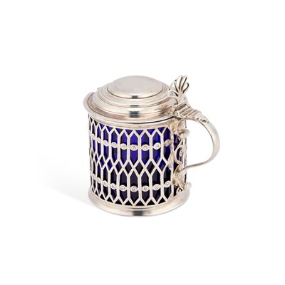 Lot 508 - A GEORGE III SILVER MUSTARD POT