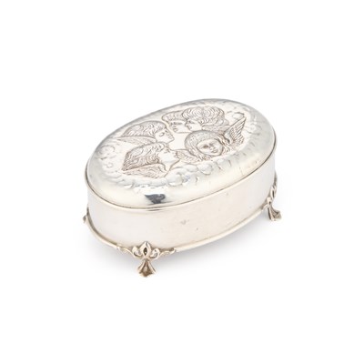 Lot 407 - AN EDWARDIAN SILVER JEWELLERY BOX