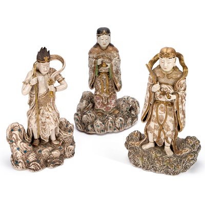 Lot 631 - A SET OF THREE JAPANESE SATSUMA EARTHENWARE FIGURES