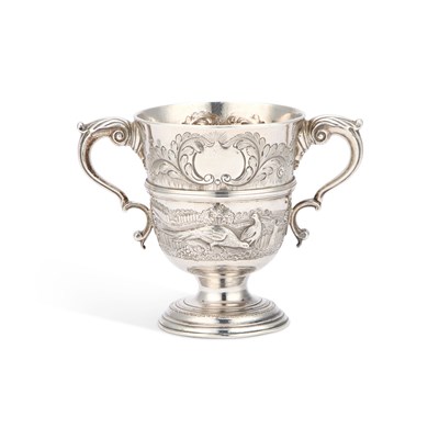 Lot 282 - A MID-18TH CENTURY IRISH SILVER TWO-HANDLED CUP