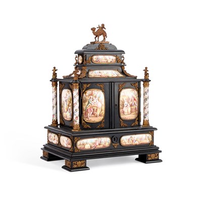 Lot 1025 - A VIENNESE EBONISED AND ENAMEL TABLE CABINET