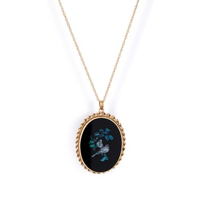 Lot 734 - AN ONYX AND OPAL MICROMOSAIC PENDANT ON CHAIN