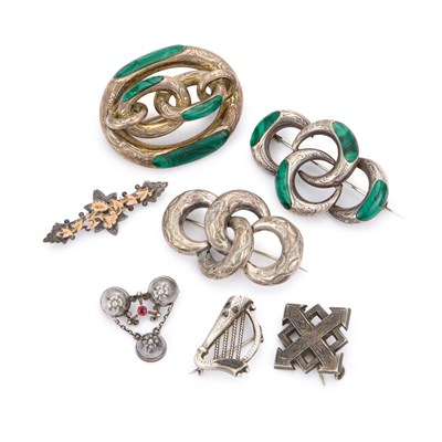 Lot 708 - A GROUP OF SILVER BROOCHES