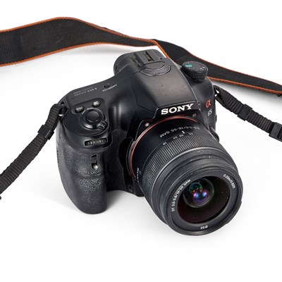 Lot 835 - A SONY A65V DSLR CAMERA