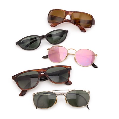 Lot 37 - A GROUP OF RAY-BAN SUNGLASSES
