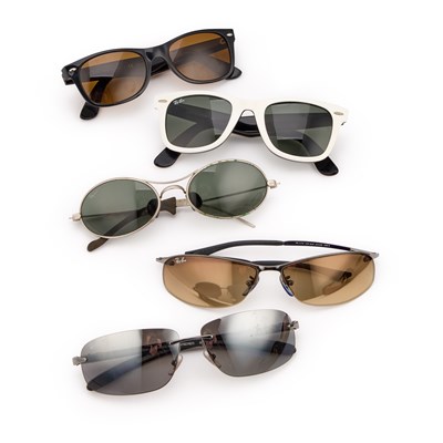 Lot 34 - A GROUP OF RAY-BAN SUNGLASSES