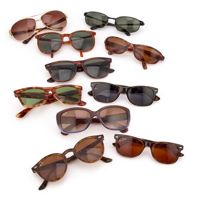 Lot 39 - A COLLECTION OF RAY-BAN SUNGLASSES