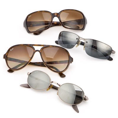 Lot 41 - A GROUP OF RAY-BAN SUNGLASSES