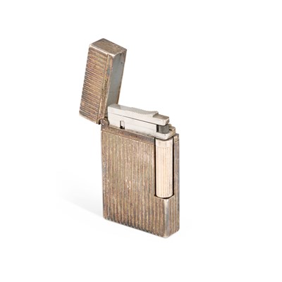 Lot 812 - A ST DUPONT SILVER PLATED LIGNE 2 LIGHTER