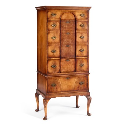 Lot 953 - A QUEEN ANNE STYLE WALNUT CABINET