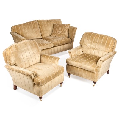 Lot 954 - A DURESTA UPHOLSTERED THREE-PIECE SUITE