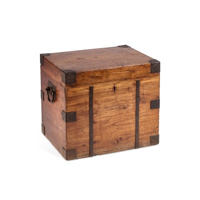 Lot 964 - A CAMPHOR WOOD SILVER CHEST