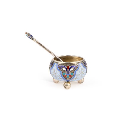 Lot 244 - A RUSSIAN SILVER AND CLOISONNÉ ENAMEL SALT CELLAR AND SPOON