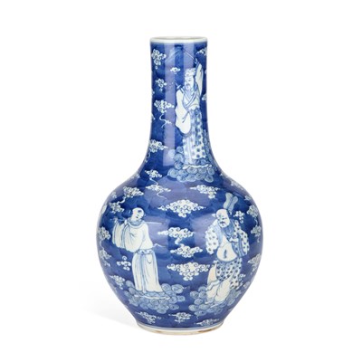 Lot 166 - A CHINESE BLUE AND WHITE PORCELAIN BALUSTER VASE