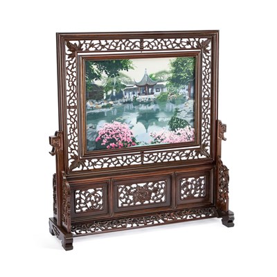 Lot 656 - A CHINESE HONGMU AND PAINTED SILK TABLE SCREEN