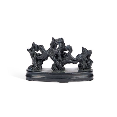 Lot 553 - A CHINESE BLACK-GLAZED PORCELAIN BRUSH REST
