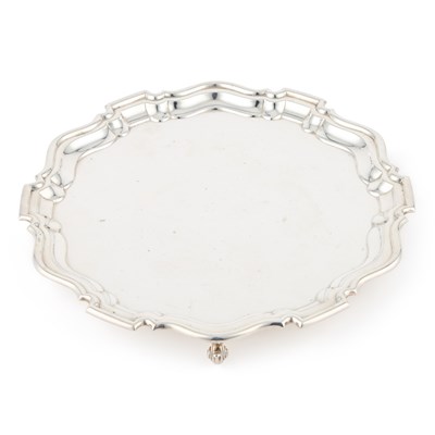 Lot 300 - A GEORGE VI SILVER SALVER