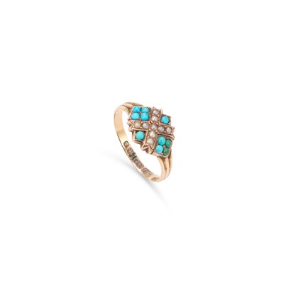 Lot 827 - A VICTORIAN 9 CARAT GOLD TURQUOISE AND SEED PEARL RING