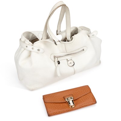 Lot 33 - A MULBERRY 'SOMERSET' TOTE SHOULDER BAG AND A MULBERRY 'POLLY PUSH LOCK CONTINENTAL' PURSE