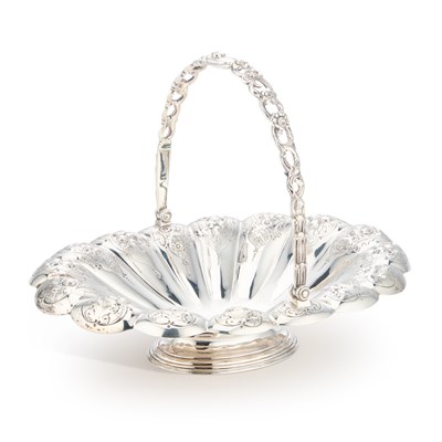 Lot 430 - A VICTORIAN SILVER CAKE BASKET