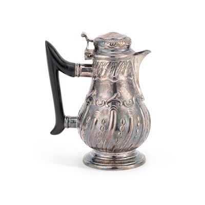 Lot 419 - A VICTORIAN SILVER CHOCOLATE POT