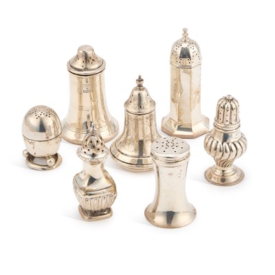 Lot 285 - A GROUP OF SILVER PEPPERETTES