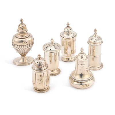 Lot 288 - A GROUP OF SILVER PEPPERETTES