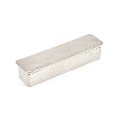 Lot 129 - LIBERTY & CO, A TUDRIC PEWTER BOX