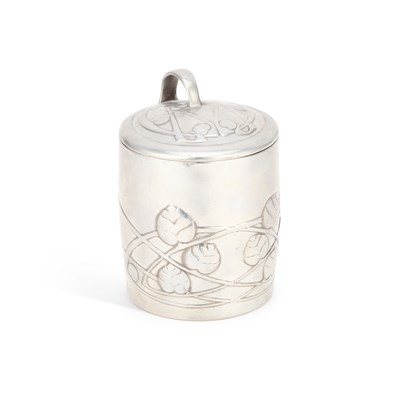 Lot 127 - ARCHIBALD KNOX (1864-1933) FOR LIBERTY & CO, A TUDRIC PEWTER BISCUIT BARREL