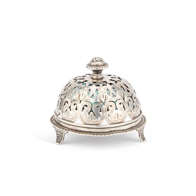 Lot 429 - A VICTORIAN SILVER TABLE BELL