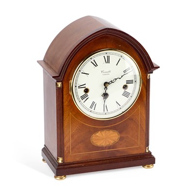Lot 1124 - A 20TH CENTURY MAHOGANY INLAID BRACKET CLOCK