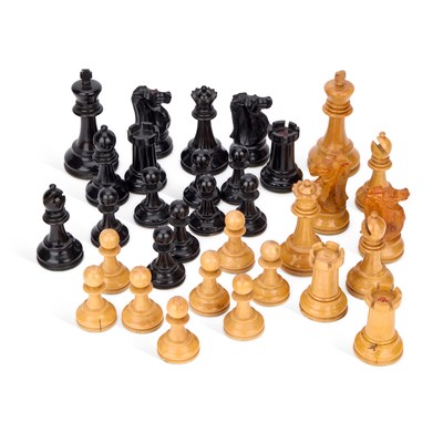 Lot 972 - A SET OF TURNED WOODEN CHESS PIECES