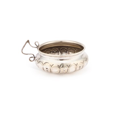 Lot 200 - AN UNMARKED SILVER WINE TASTER