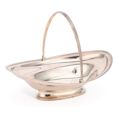 Lot 503 - A GEORGE III SILVER CAKE BASKET